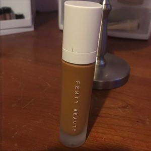 Fenty Beauty Foundation 390